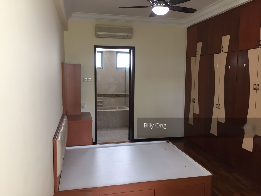 Stratford Court (D16), Condominium #254782911